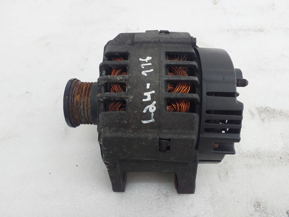 Alternador OPEL Vivaro A Combi (X83)