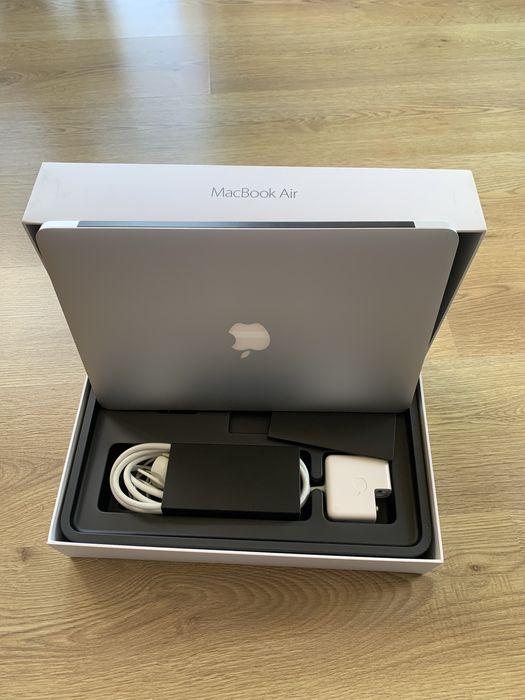 【即使用可能、傷アリ】MacBook Air 2017 A1466 即使用可能、傷アリ】MacBook Air 2017 A1466 MacBook Air 2017 13