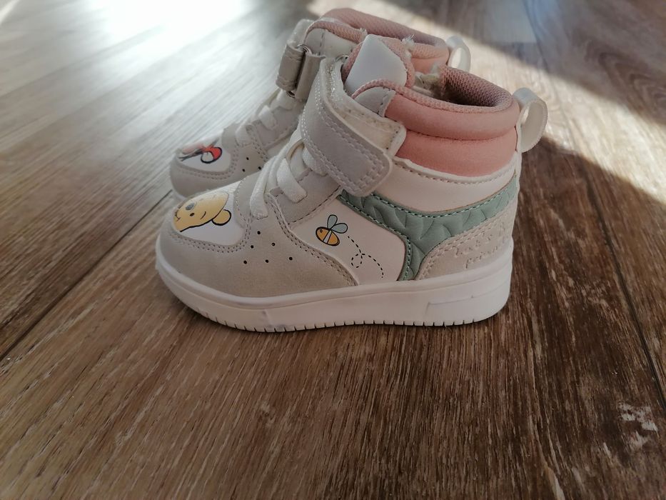 Buty dla dziewczynki
