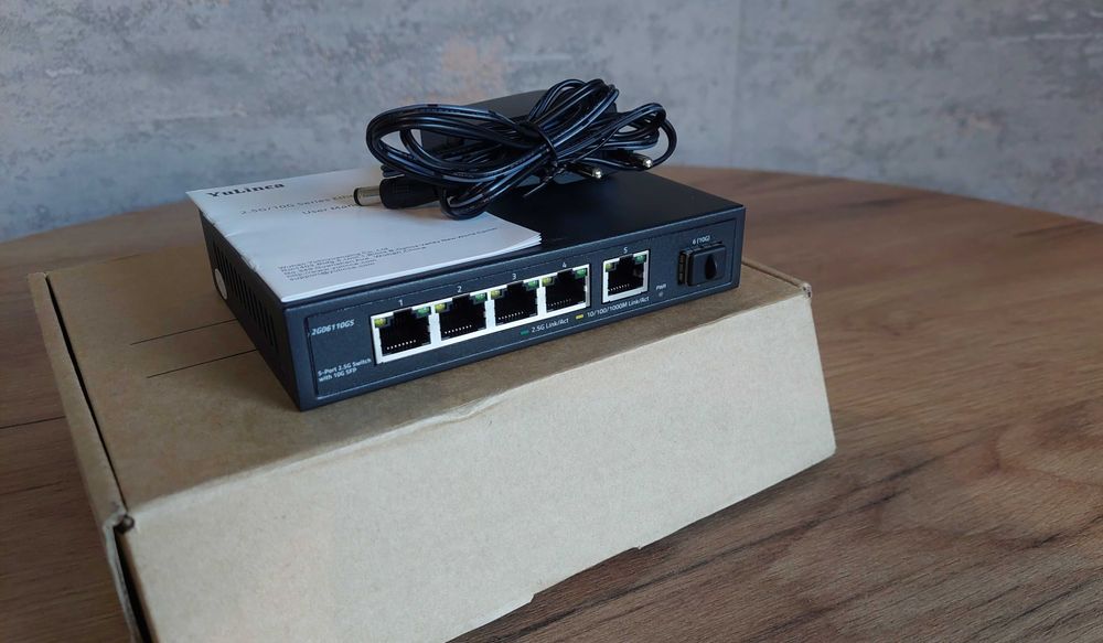Switch Ethernet YuLinca 2,5G 10G SFP x2,5 GBASE-T 10/100/1000Mb/s Nowy