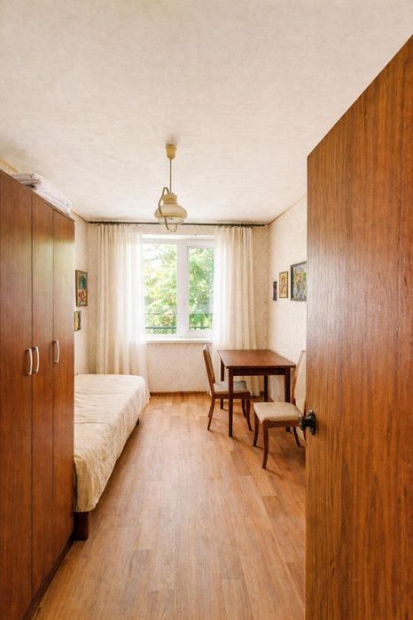 3 к. квартира в Центрі, Сертифікат, Цегла