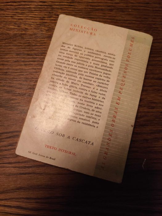 Livro- O Vale de Deus - Carlo Coccioli
