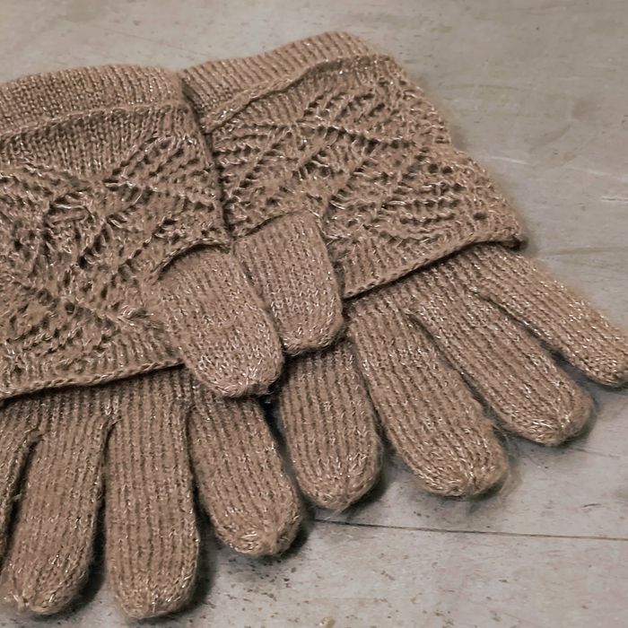 Bardzo ładne eleganckie rękawiczki