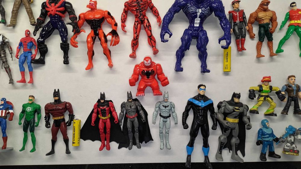 Марвел.бетмен.dc comics.железный человек.паук.мумия.персонаж.фигурка.