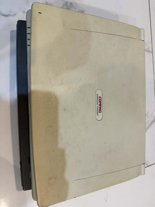 Laptop Compaq armada 7750mt
