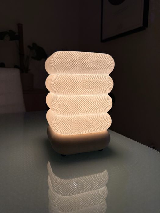 Candeeiro de mesa
