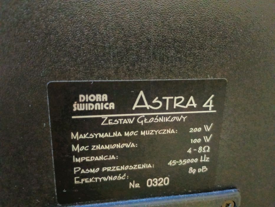 Kolumny Diora Świdnica: Astra 4 VIFA