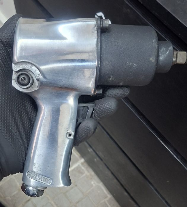 Aparafusadora de impacto pneumática nova de 1/2'. Profissional
