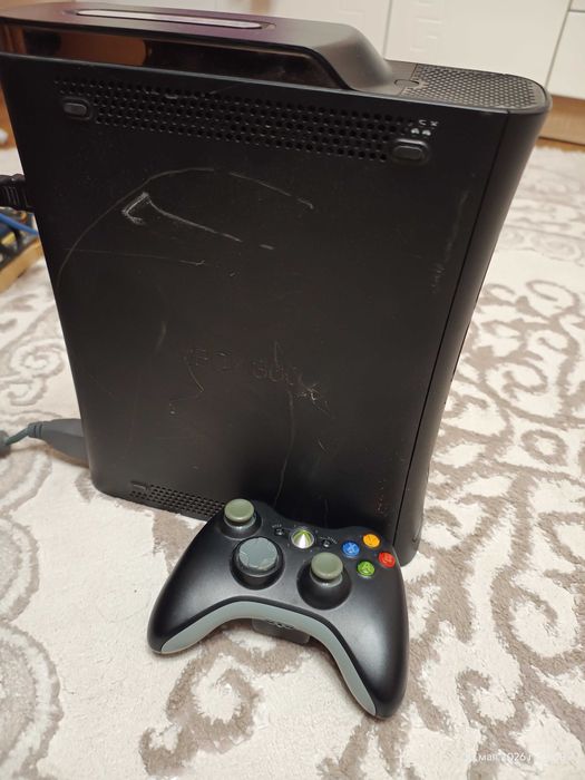Ігрова приставка Xbox 360 120 Gb HDD