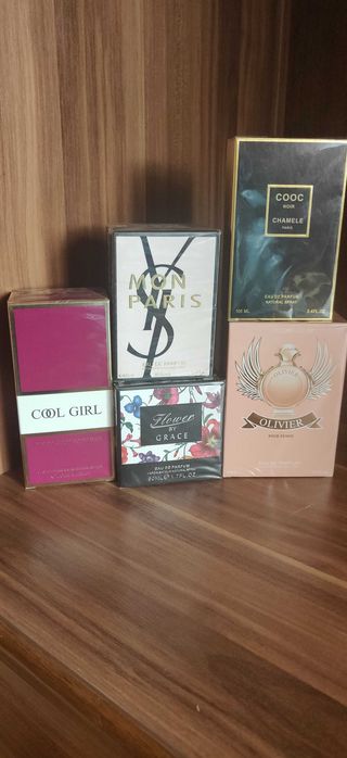 Duży zestaw perfum