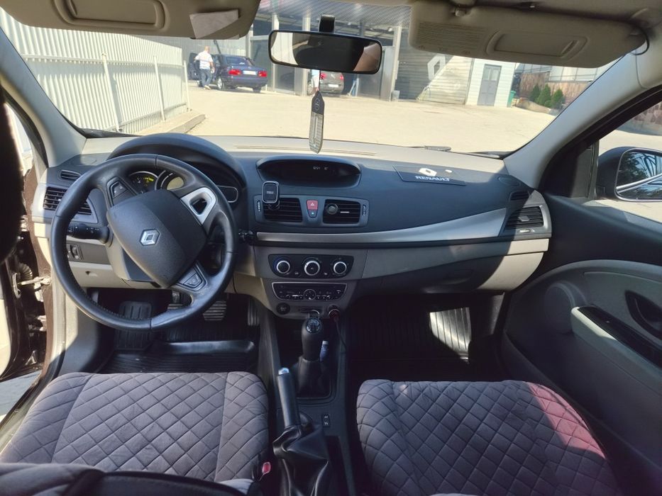 Продам Renault Megane 3 2011 року 1.5 dci