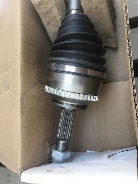 Полуось Рено (меган сценик кенго)