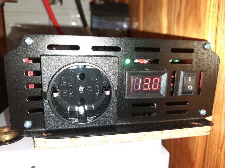 Інвертор Tataliken 3500Вт 12/220В чистий синус 50 Гц