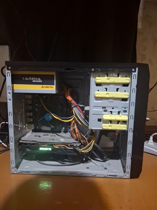 Системный блок .Проц  core i3-9100f.