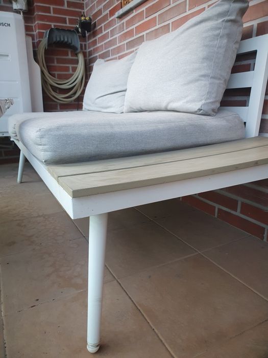 Conjunto sofá Exterior, mesinha incluida