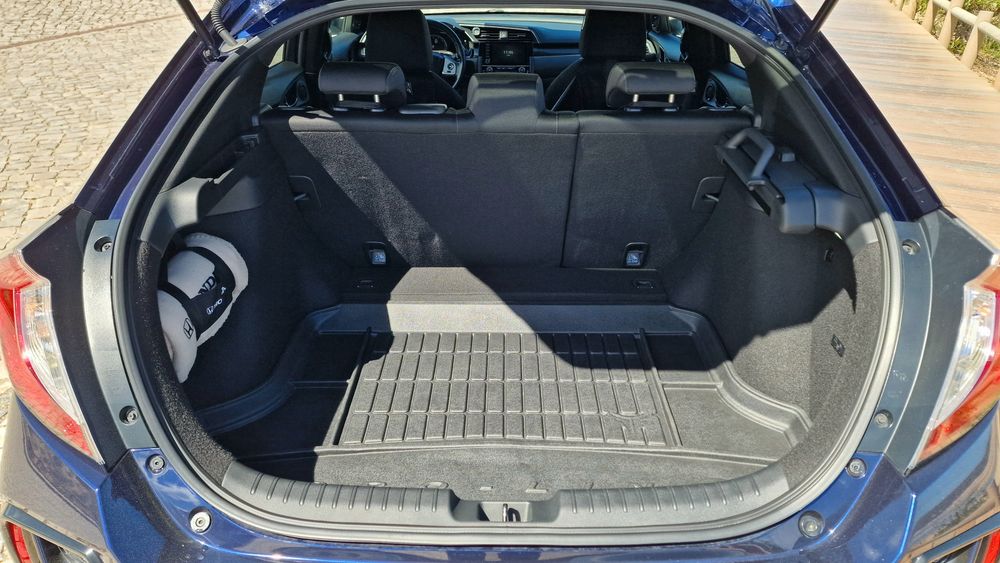 Honda Civic 1.0 i-vtec turbo - Nacional - Garantia de fábrica até finais de 2028