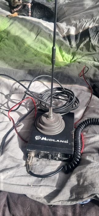 Cb radio plus antena