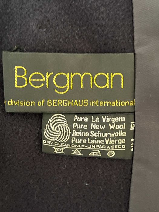 Sobretudo Bergman azul escuro