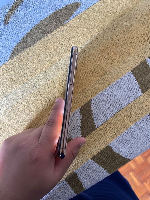 iPhone 11 Pro Gold - Detalhe na Traseira (Leia a descrição)