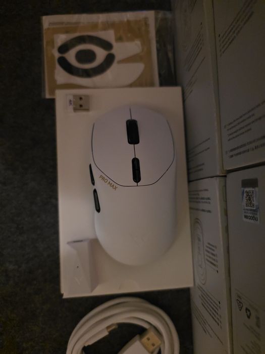 Rapoo VT1 Pro Max / PixArt 3950 (30k dpi)