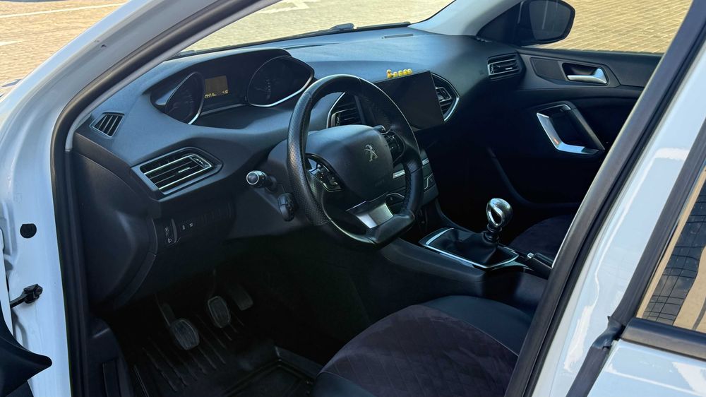 Peugeot 308 2014