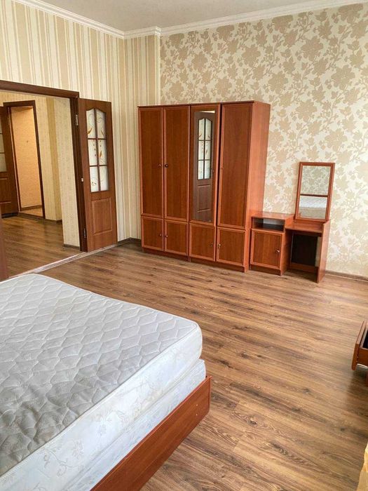 Продам 2-кімнатну квартиру 46 м² з індивідуальним опаленням, центр (район Турецької площі)