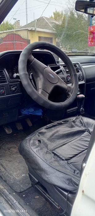 FORD ESCORT 1992року