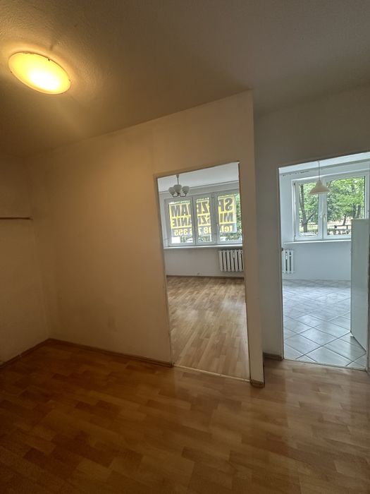 BEZPOŚREDNIO, Mieszkanie 2/3 pokoje, ulica śliczna 49