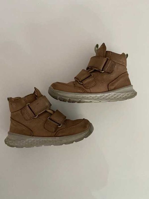 Trzewiki dziecięce superfit brąz nubuk lekkie skórzane buty z membraną