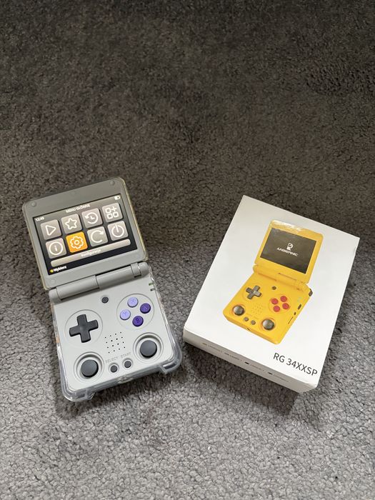 Anbernic RG34XXSP + etui + karta 64gb