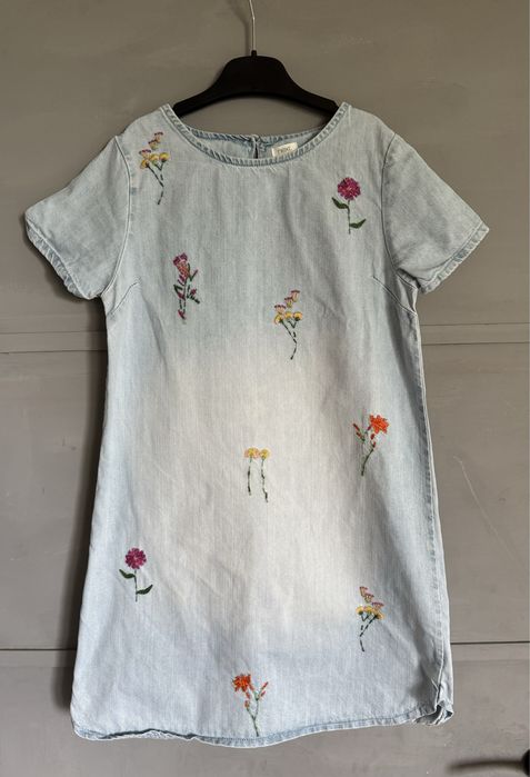 Платье . Плаття. Сукнч. З вишивкою . Вишивка. Квіти. Некст. Next