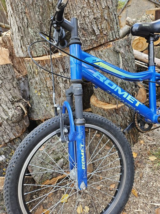 Rower romet niebieski