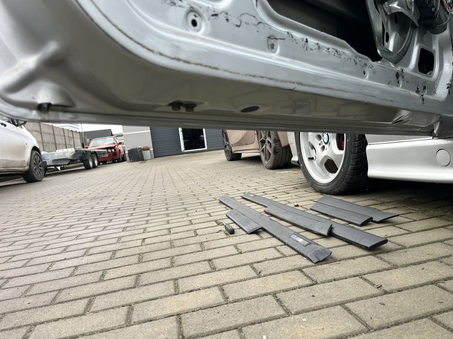Bmw e36 coupe,cabrio drzwi lewe lift titansilber metallic