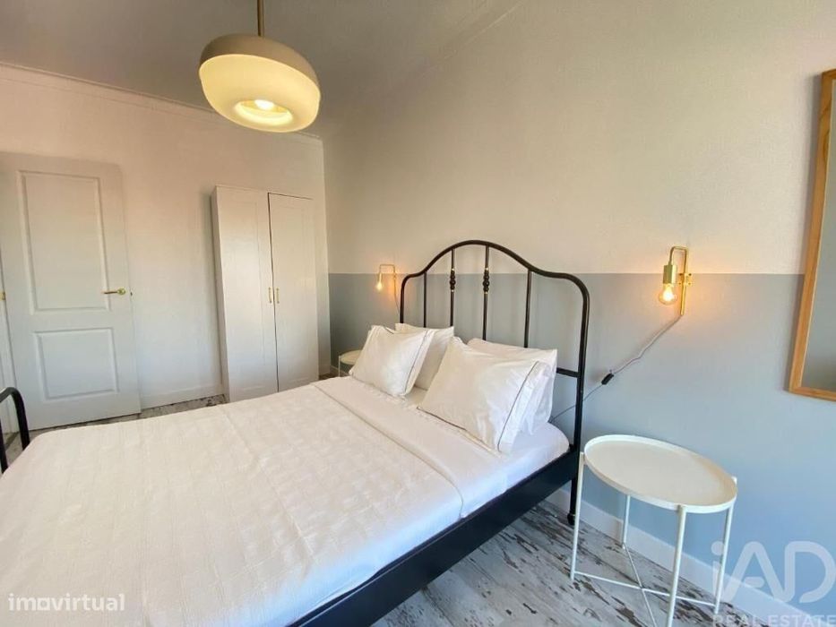 Apartamento T2 em São Sebastião