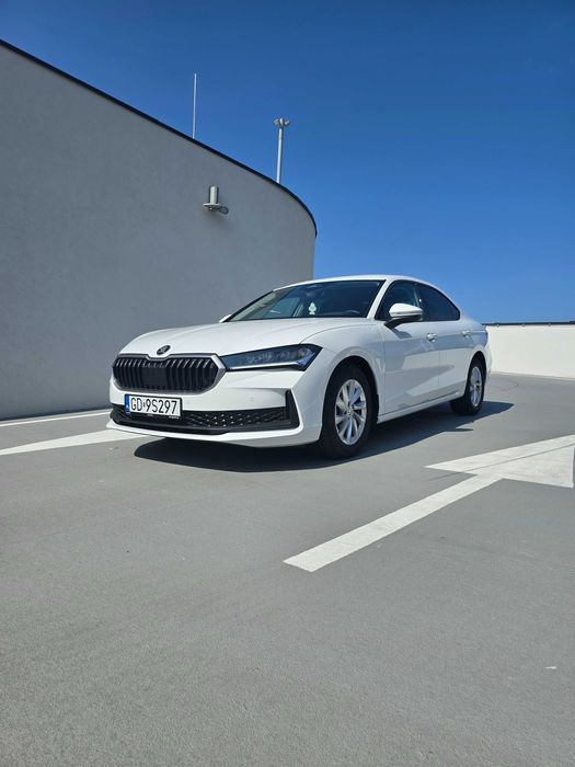 Wynajem Skoda Superb Automat/ Wypożyczalnia Samochodów CARFAR