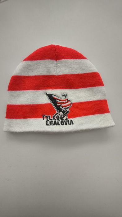 Lekka czapka zimowa KS Cracovia