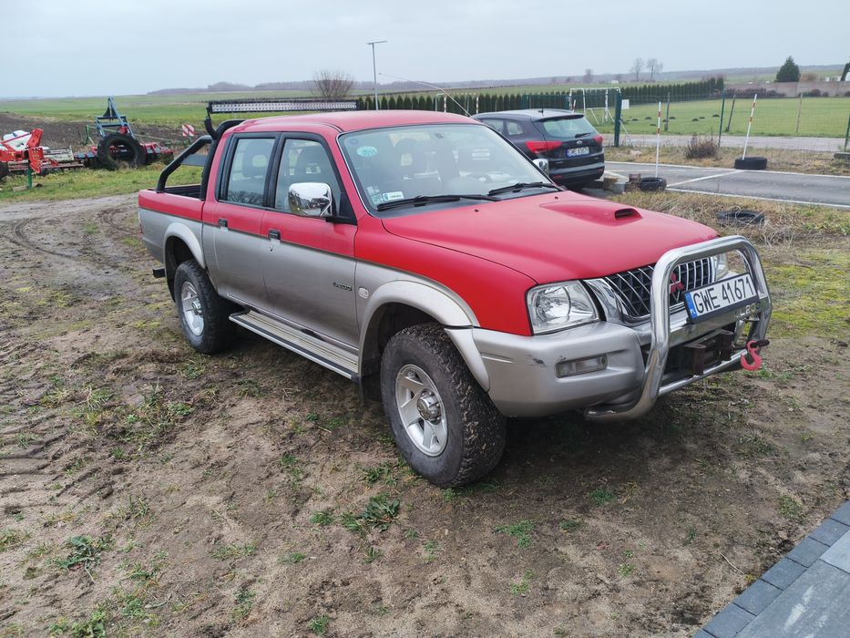Mitsubishi L200 dubel cab