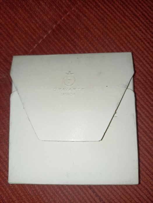 Medalhão da TAP (50 anos) + medalhão de igreja Sta Cruz