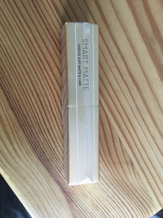 Pomadka Smart Matte Douglas nr 1 Nudista