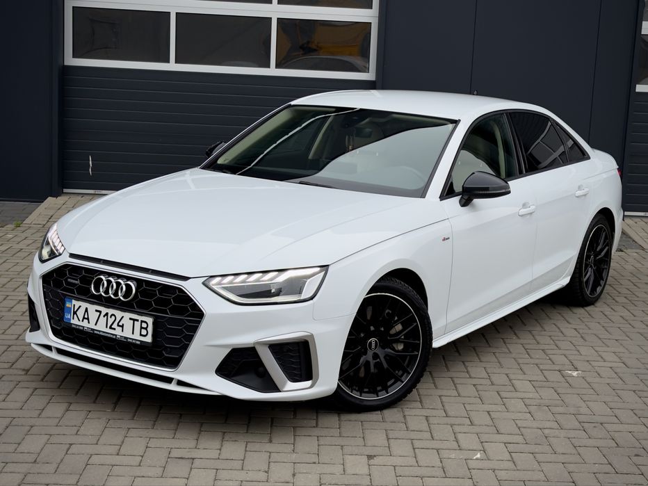 Продам або Обміняю Офіційну Audi A4 S- Line 2021 року