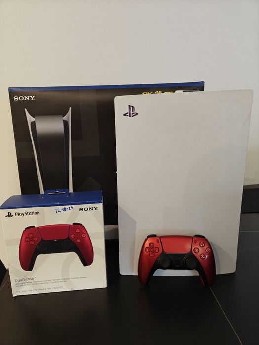 PlayStation 5 c/ Dualsense Volcanic Red