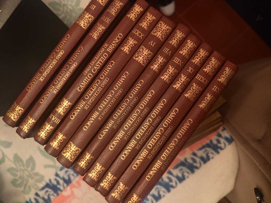 Coleções de livros portugueses