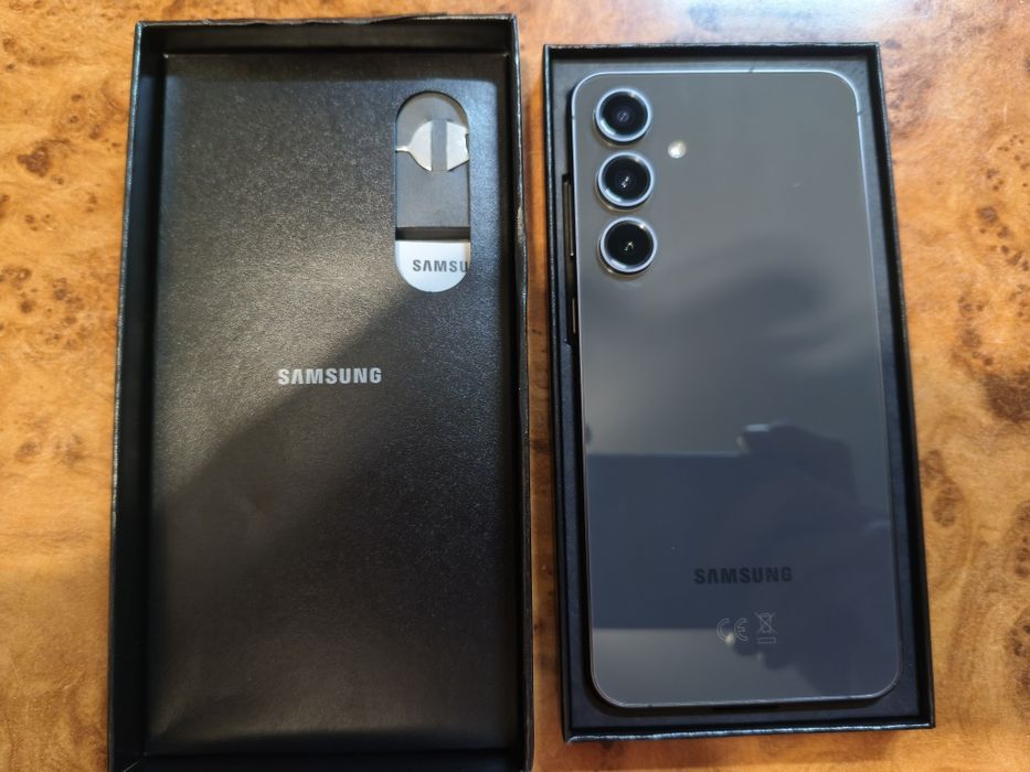 Samsung Galaxy S24 FE 8/128 ГБ