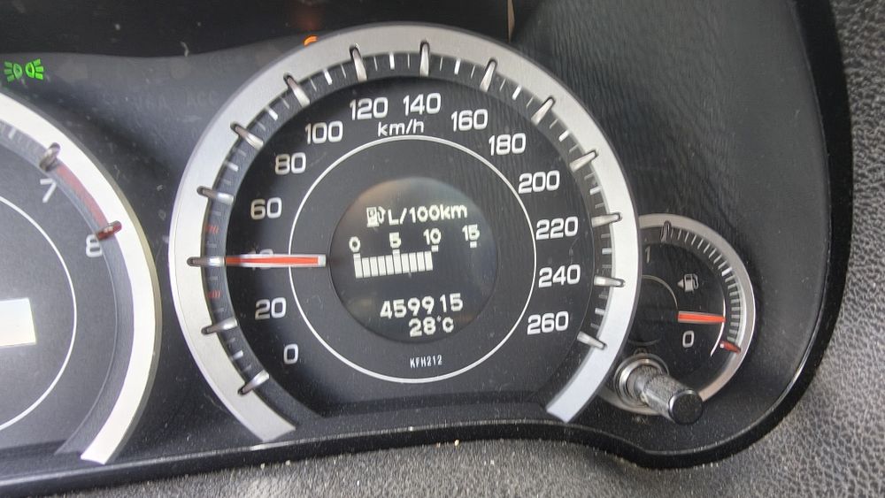 Accord 8 tourer Executive + (RADAR)