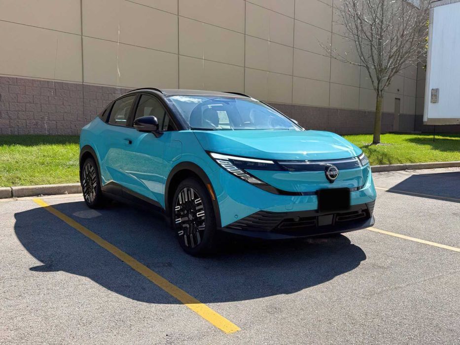 Nissan LEAF SV      2026