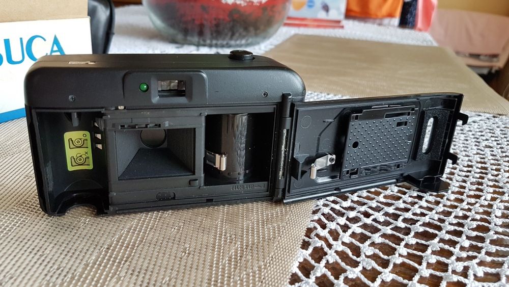 Aparat fotograficzny analog kompakt