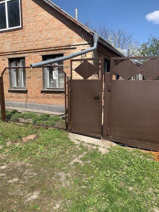 Продаю будинок у Пирятині по вулиці Набережна 112