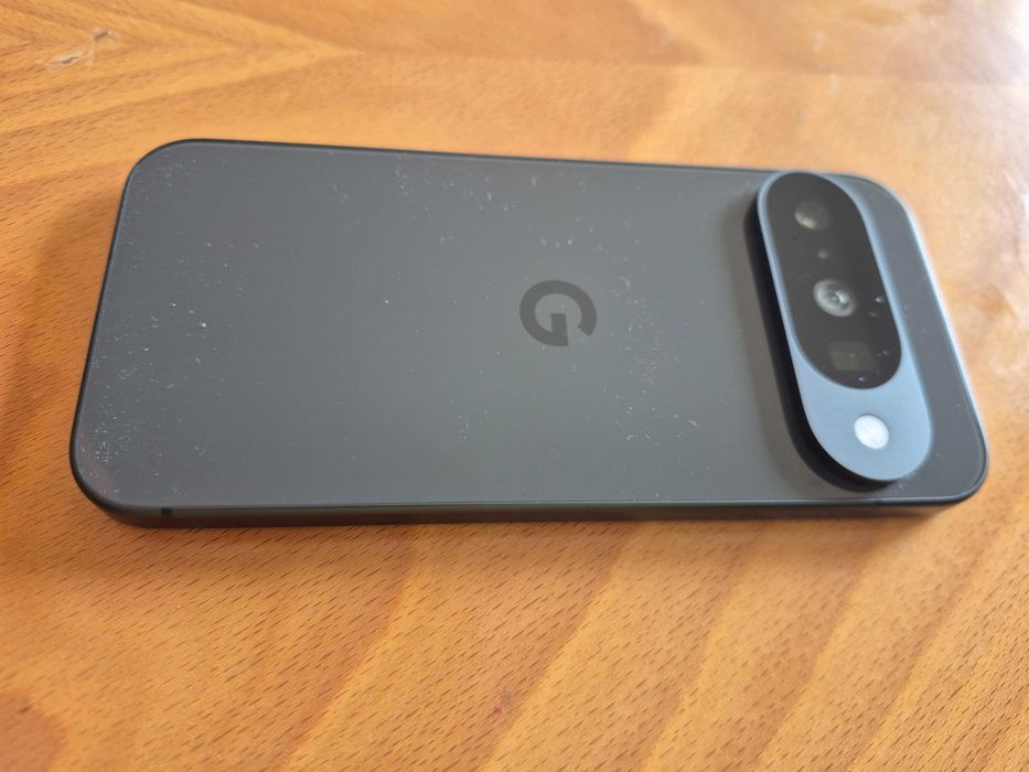 Google Pixel 10 128GB Preto – Excelente Estado (< 1 Ano / 220 Ciclos)
