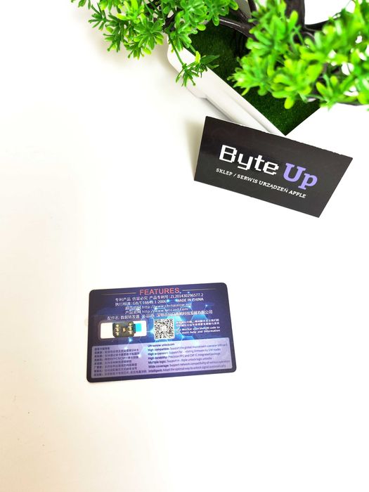 SIMHUB Pro Unlocking Chip do iPhone 11 / 12 / 13 / 14 / 15 / 16 / 17 Pro Max / 5G / QPE / MEP