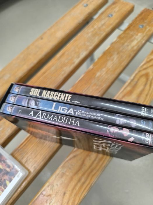 Lote de filmes James Bond